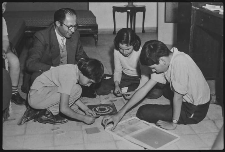 מנחם בגין בסוף שנות ה-50 