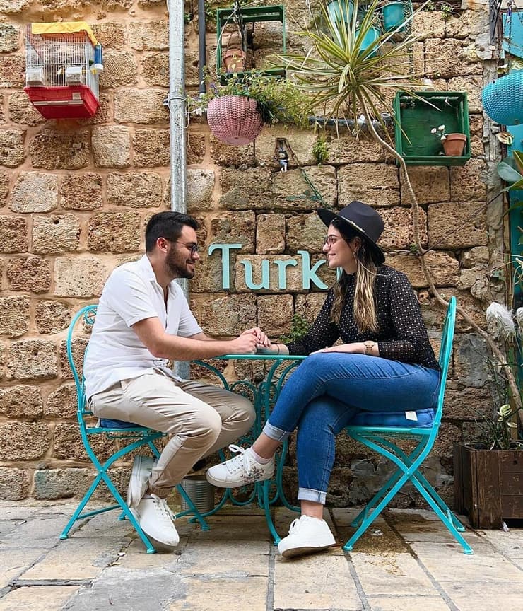 אור וחיים
