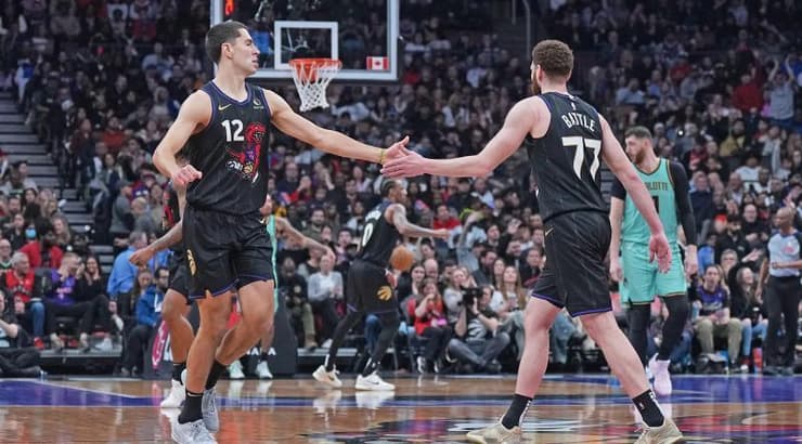 שחקני טורונטו מרוצים (רויטרס) שחקני טורונטו מרוצים