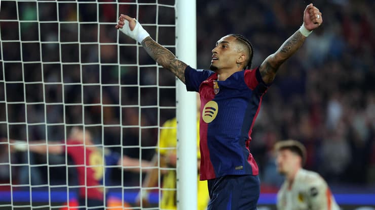 מעורב כבר ב-19 שערים בליגת האלופות. ראפיניה (צילום: LLUIS GENE / AFP) ראפיניה