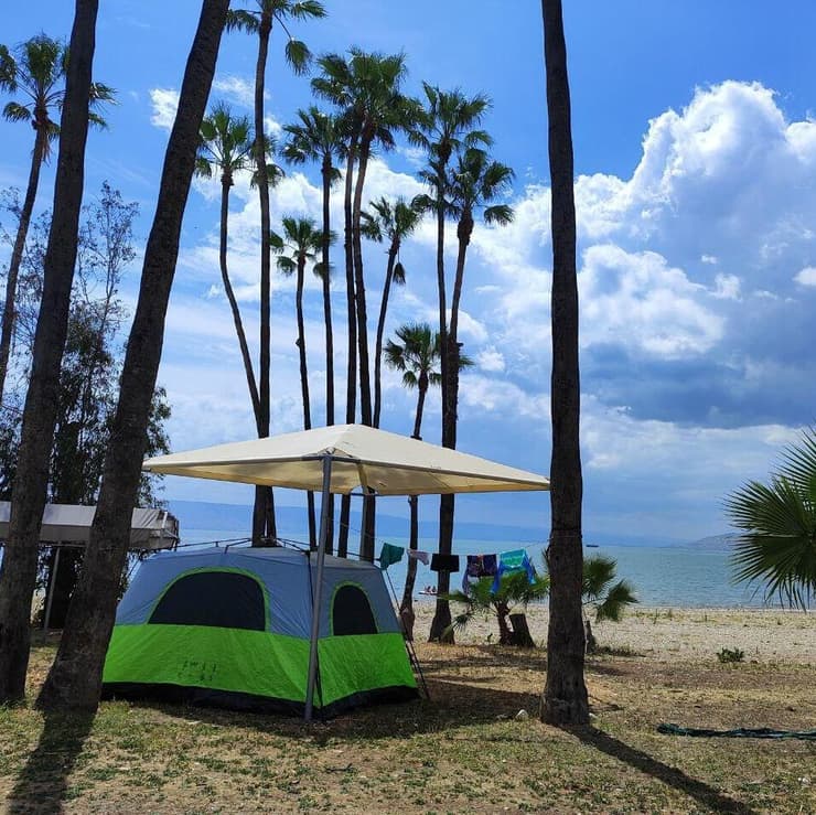 פסח בכינרת: חוף חוקוק (צילום: מיכאל קרופצקי, איגוד ערים כינרת) חוף חוקוק צפון