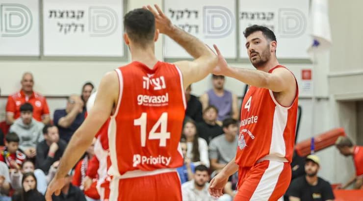 שחקני גלבוע גליל מאושרים