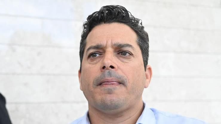 השר עמיחי שיקלי בביהמ"ש המחוזי בלוד - דיון הארכת מעצרו של איש שב"כ החשוד שהדליף מידע סודי לעיתונאים ולשר שיקלי