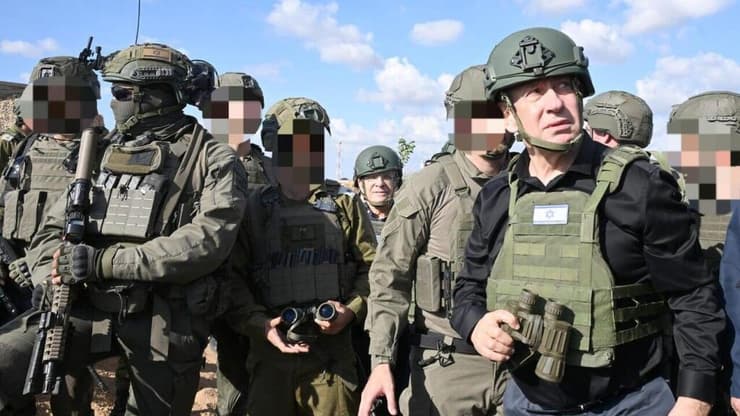 "חמאס לא ישלוט בעזה". נתניהו ברצועה (צילום: חיים צח/ לע״מ) ראש הממשלה נתניהו בצפון רצועת עזה