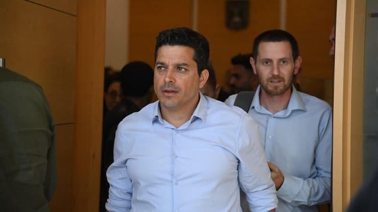 השר עמיחי שיקלי בביהמ"ש המחוזי בלוד - דיון הארכת מעצרו של איש שב"כ החשוד שהדליף מידע סודי לעיתונאים ולשר שיקלי