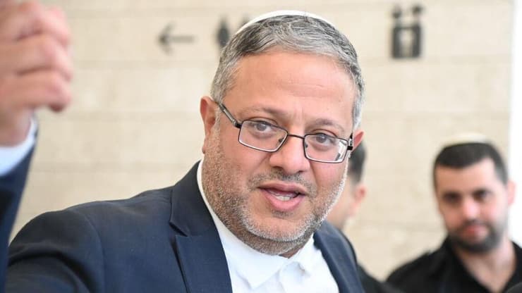 איתמר בן גביר בביהמ"ש המחוזי בלוד - דיון הארכת מעצרו של איש שב"כ החשוד שהדליף מידע סודי לעיתונאים ולשר שיקלי