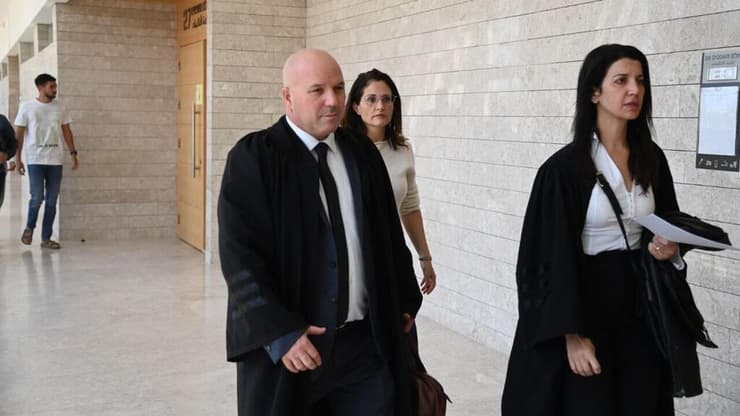  עו״ד אורי קורב בביהמ"ש המחוזי בלוד - דיון הארכת מעצרו של איש שב"כ החשוד שהדליף מידע סודי לעיתונאים ולשר שיקלי