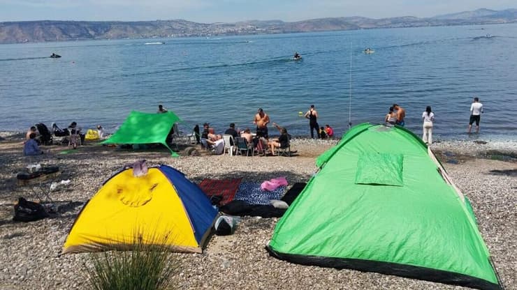 צילום: נועה אלפנדרי, איגוד ערים כינרת נופשים בחוף גופרה, כינרת