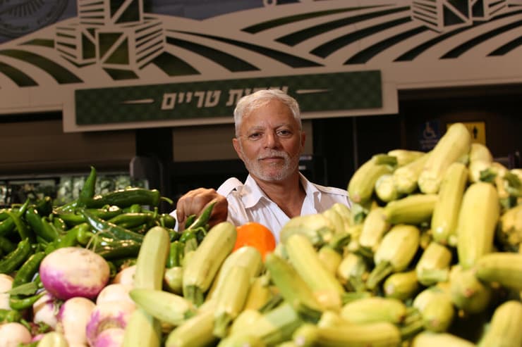 איתן יוחננוף. "הדור השלישי מתפתח, לומד, המשפחה רחבה, אני מאמין שיהיו עוד ממנה ברשת" (צילום: ריאן פרויס) איתן יוחננוף