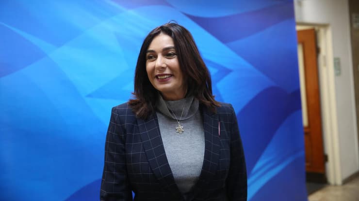 שרת התחבורה מירי רגב