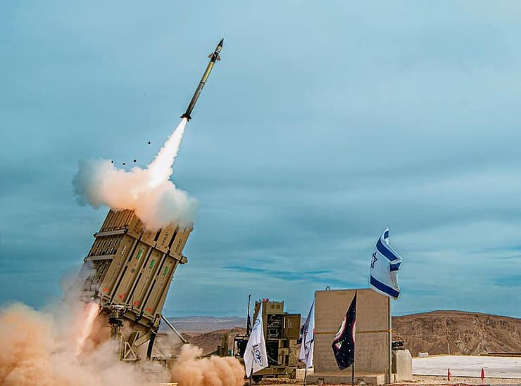 15 שנה של הגנה על העורף. כיפת ברזל (צילום: משרד הביטחון) כיפת ברזל בפעולה