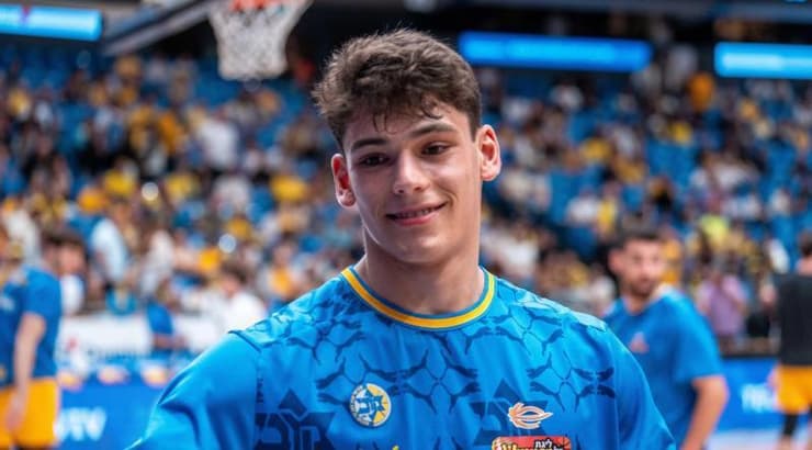 עומר מאייר (רועי כפיר) עומר מאייר