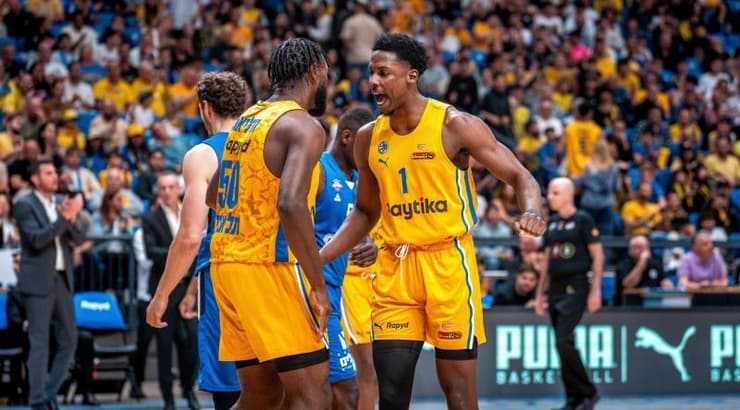 ג'יילן הורד וטרביון וויליאמס בטירוף (רועי כפיר) ג'יילן הורד וטרביון וויליאמס בטירוף