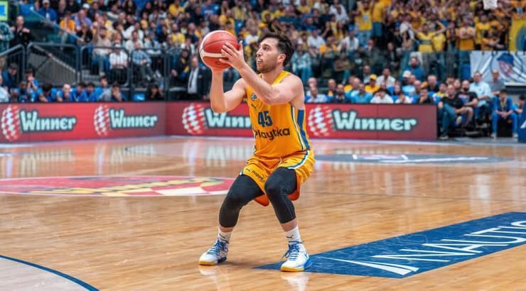 תמיר בלאט (רועי כפיר) תמיר בלאט