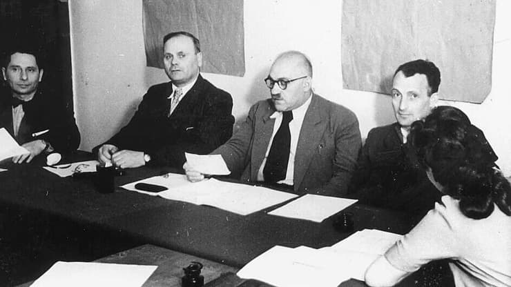 בית המשפט במחנה העקורים פרנוואלד. "בלב רועד דרכה כף רגלי על סף אולם בית הדין היהודי הראשון", כתב התובע ד"ר אורנשטיין | צילום: באדיבות יד ושם yk14336244
