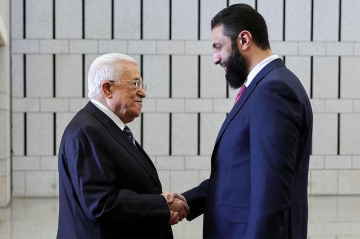 יו"ר הרשות הפלסטינית אבו מאזן בביקור רשמי בדמשק