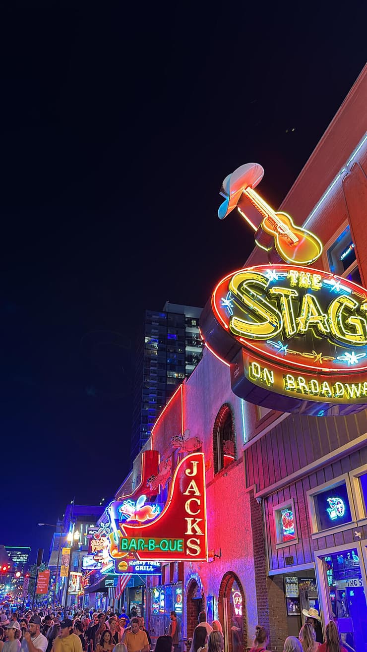 נאשוויל בלילה 