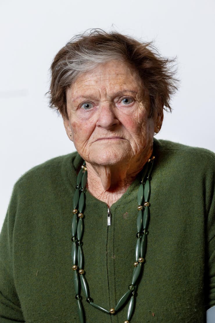 מוניקה ברזל