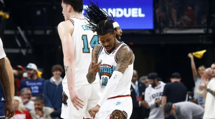 מוראנט חוגג