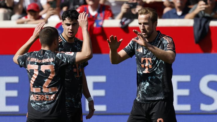 הארי קיין חוגג