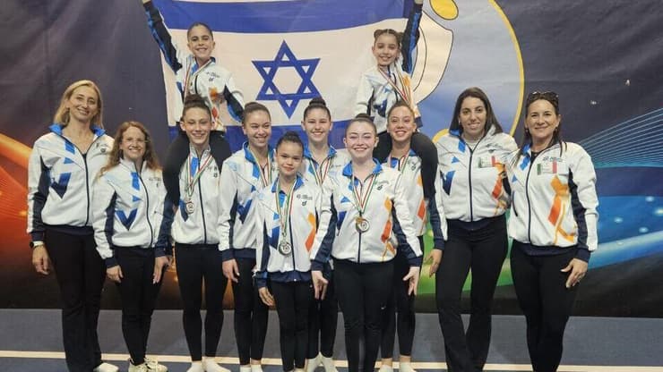 משלחת האקרובטיקה באיטליה 