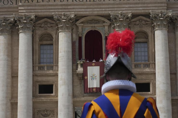 אפיפיור פרנסיסקוס הופעה ב חג פסחא קריאה ל הפסקת אש ב עזה