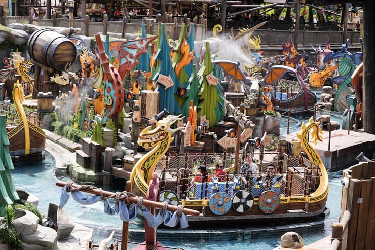 האזור לחובבי הדרקונים (צילום: AP Photo/John Raoux) אפיק יוניברס