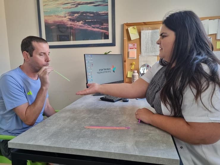 בבית החולים השיקומי "רעות"     