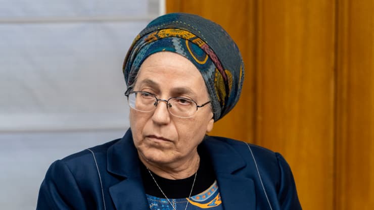 אורית סטרוק