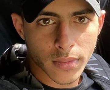 ״רצחו אותו בדם קר ולא נשאר ממנו דבר. הוא הלך לעבודה וחזר אלינו ללא רוח חיים. בפעם האחרונה שדיברתי איתו, הוא ביקש ממני להכין לו אוכל, אבל הוא לא הספיק לאכול את מה שהכנתי. הוא היה הנשמה והלב שלי״ הנרצח סברי מרדי