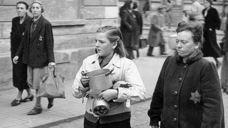 יהודי צ'כיה תחת הכיבוש הנאצי (צילום: ארכיון "יד ושם") yk14341454