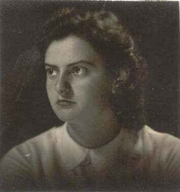 מרים וייס ב-1941