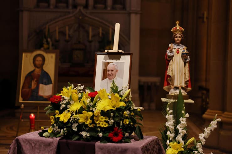 יום אחרי מות ה אפיפיור פרנסיסקוס פרנציסקוס כנסייה סידני אוסטרליה