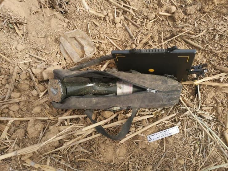 שוטרי תחנת נתיבות איתרו בעיר תיק ובתוכו מטען חבלה מאירועי 7/10