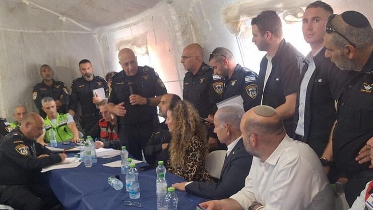 בנימין נתניהו בחפ"ק בבית שמש