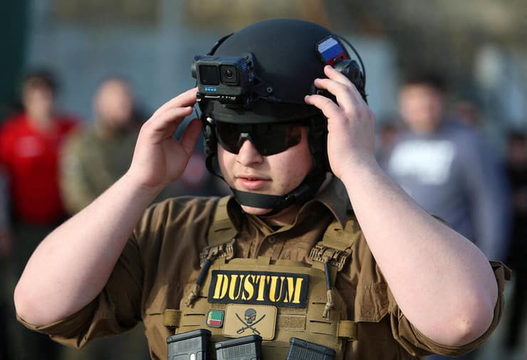 אחד מ-14 ילדיו של השליט הצ'צ'ני (צילום: REUTERS/Chingis Kondarov/File Photo) אדם קדירוב בנו של שליט צ'צ'ניה