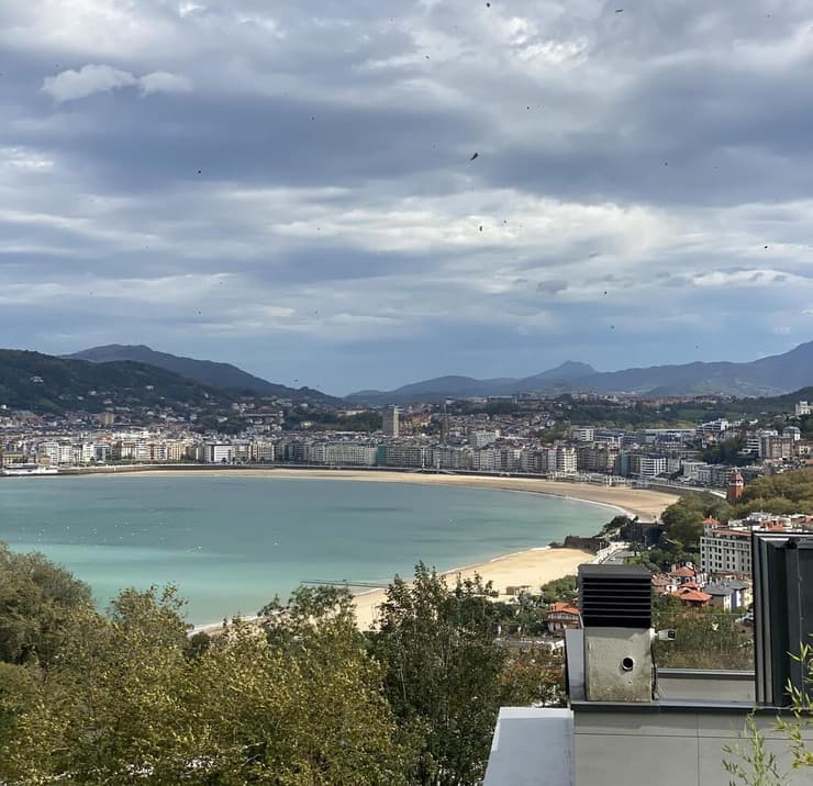 החוף של סן סבסטיאן (צילום: אליאסף אליקים) החוף של סאן סבסטיאן