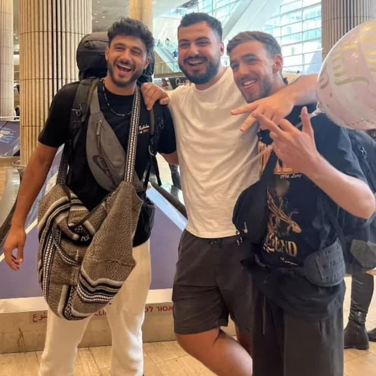 מימין לשמאל: אופק, גל ונדב, בטיול הגדול שלהם ביחד (צילום: המשפחה) גל דנגורי, אופק רביע, נדב ברטל