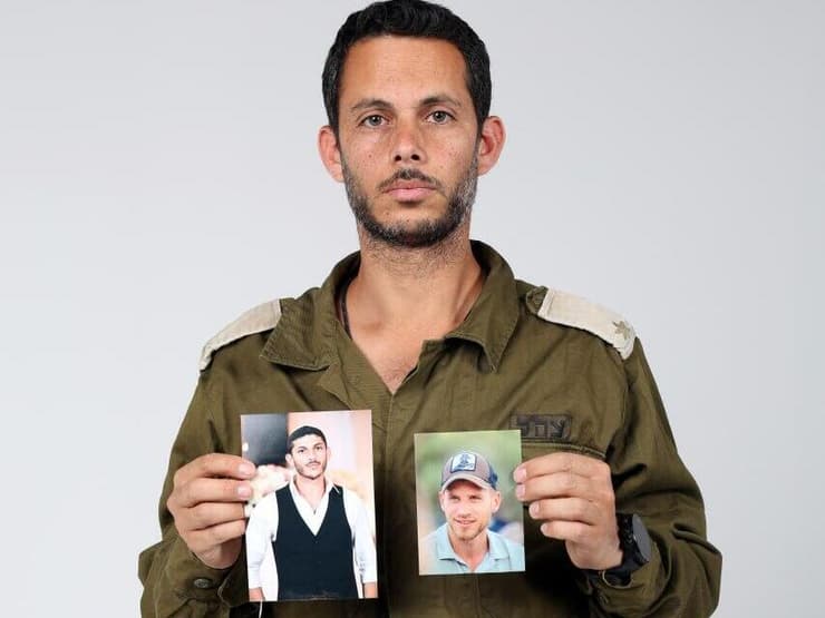 "במותם הצילו חיים רבים". שמעיה, ותמונות גיסו ואחיו (צילום: דנה קופל) שמעיה אסולין