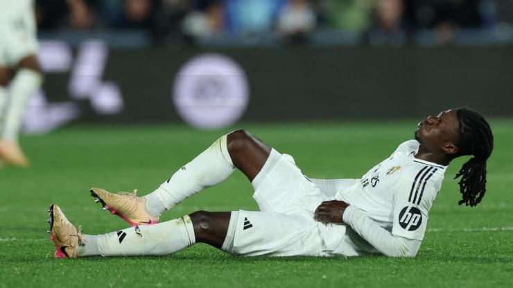 שחקן ריאל מדריד אדוארדו קמאבינגה