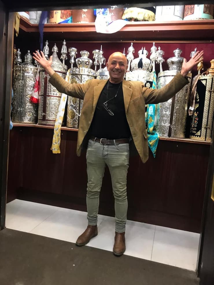 אבי בן עזרא 