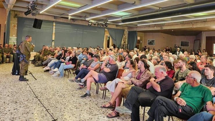 הצגת תחקיר צה"ל על הטבח בקיבוץ ניר יצחק