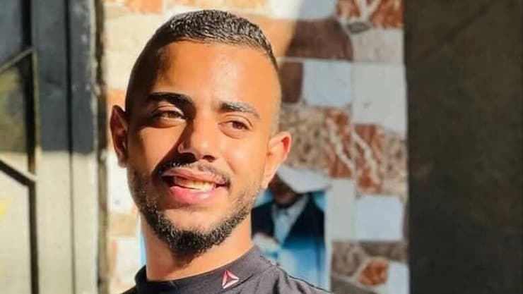 המבוקש איסלאם קרעאן, שנעצר במחנה בלאטה הסמוך לשכם המבוקש איסלאם קרעאן נעצר במחנה בלאטה מזרחית לשכם