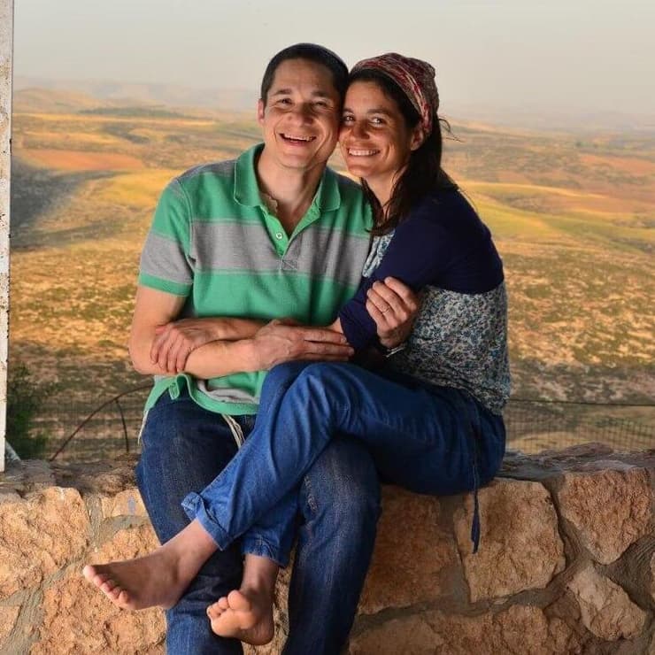 ד"ר איתן נאמן ז"ל שנהרג בלחימה לאחר טבח 7 באוקטובר ואלמנתו יעל