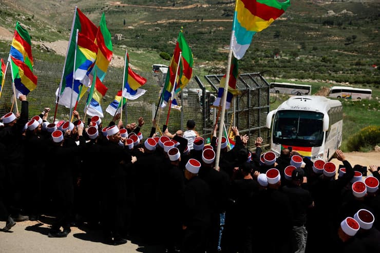 כ־500 איש מדרום סוריה הגיעו היום לתפילות בקבר הנביא שועייב 