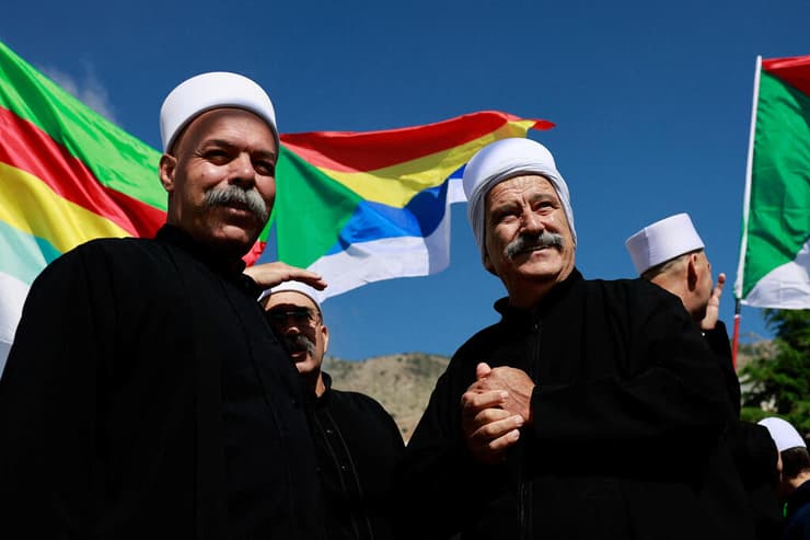 כ־500 איש מדרום סוריה הגיעו היום לתפילות בקבר הנביא שועייב 