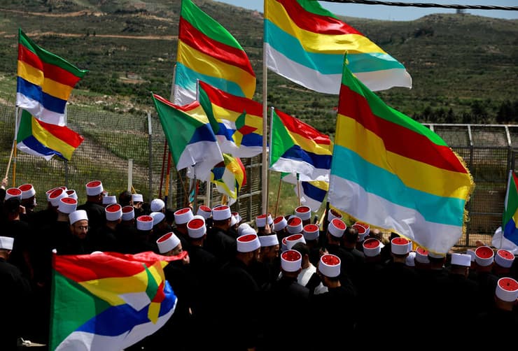 כ־500 איש מדרום סוריה הגיעו היום לתפילות בקבר הנביא שועייב 