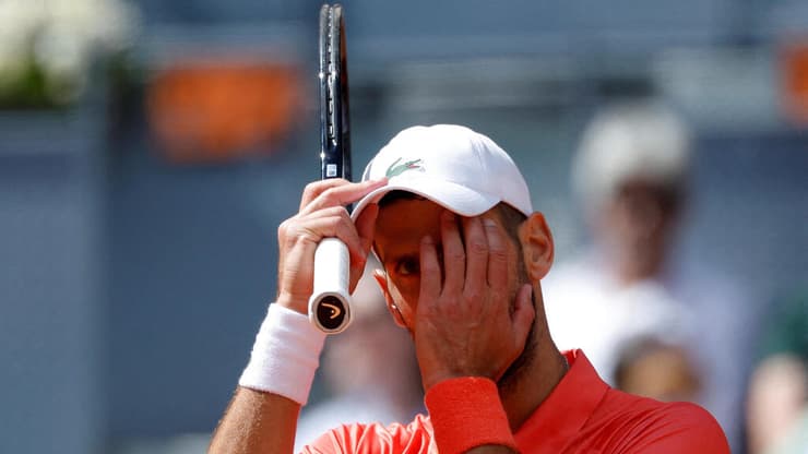 "אתגר מנטלי". ג'וקוביץ' מאוכזב (צילום: REUTERS/Juan Medina) ג'וקוביץ' מאוכזב