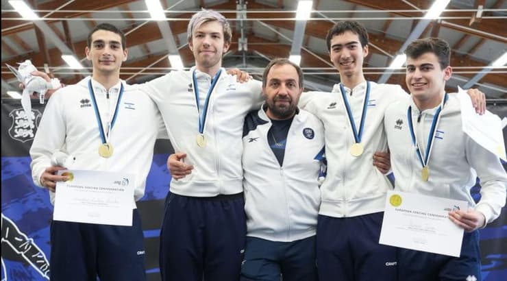 הסייפים הישראלים והמדליות