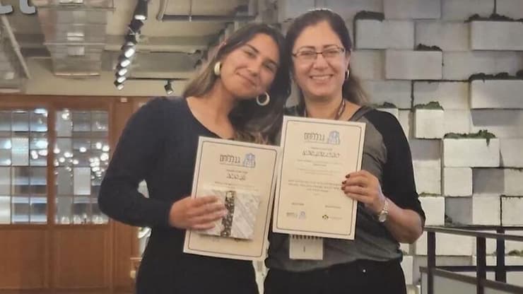 "הרגשתי שהיא כאן כי היא רוצה להיות כאן". נלי וחגית (צילום: טל שחר) נלי וחגית